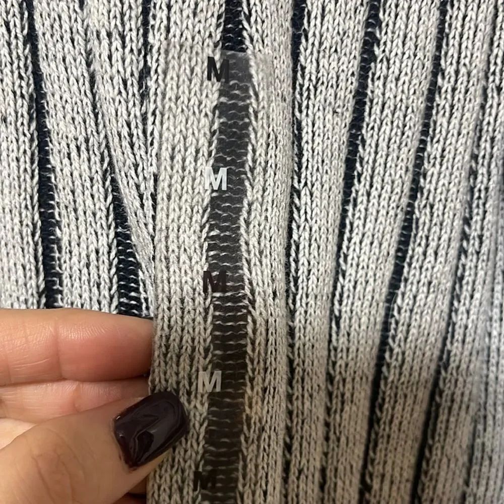 NWT INC sweater medium - Picture 3 of 8